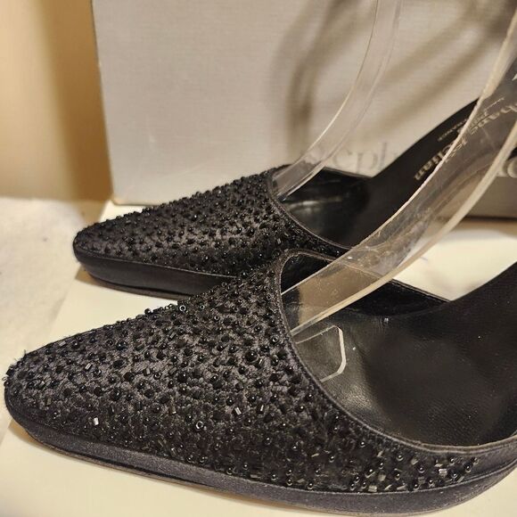 STEPHANIE KÉLIAN PARIS Black Beaded Silk/Leather Pumps Sz.9 Ret.$495 in Box - Picture 3 of 12